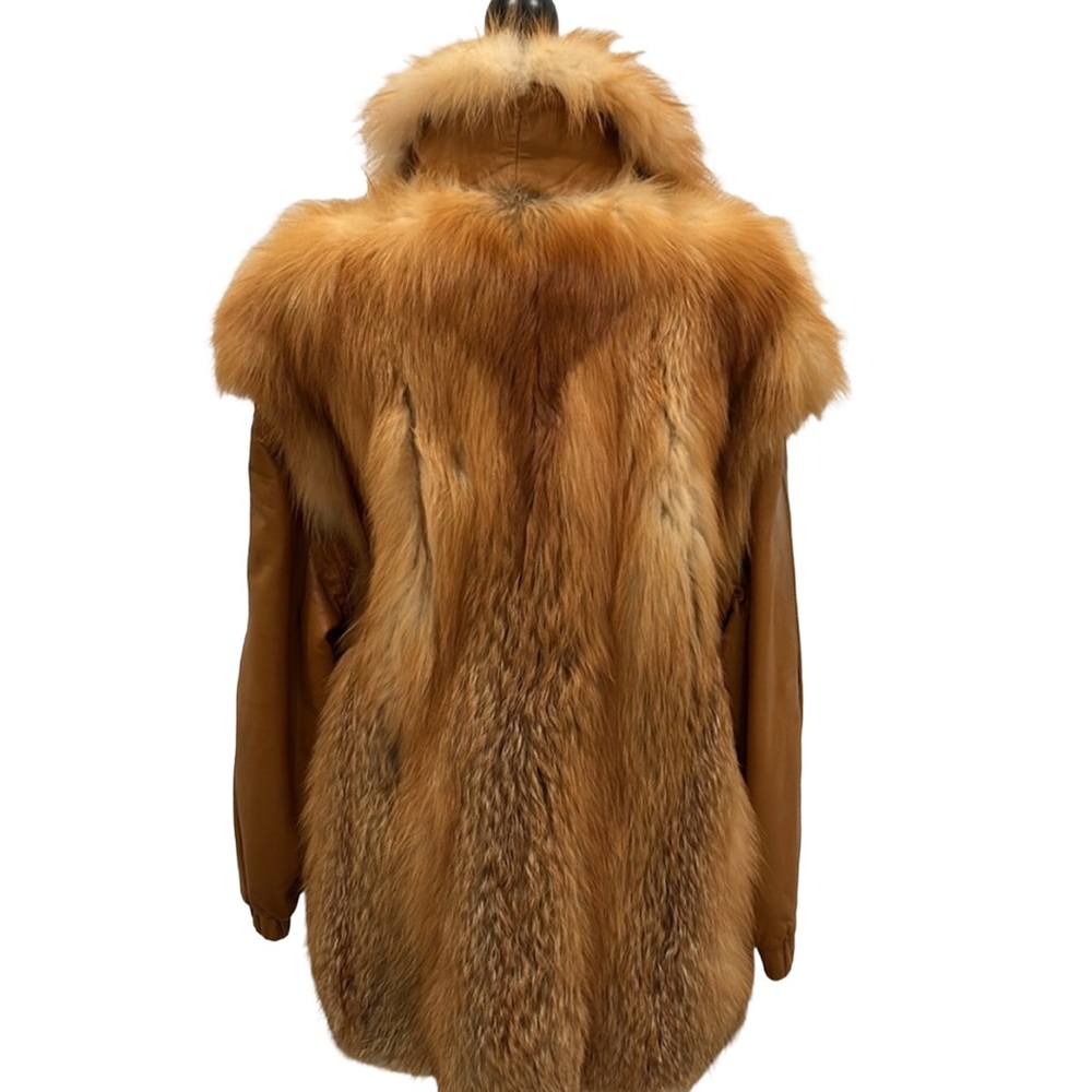 Red Fox fur jacket - Picture 3 of 8
